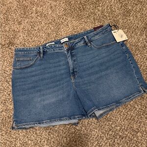 High rise midi shorts